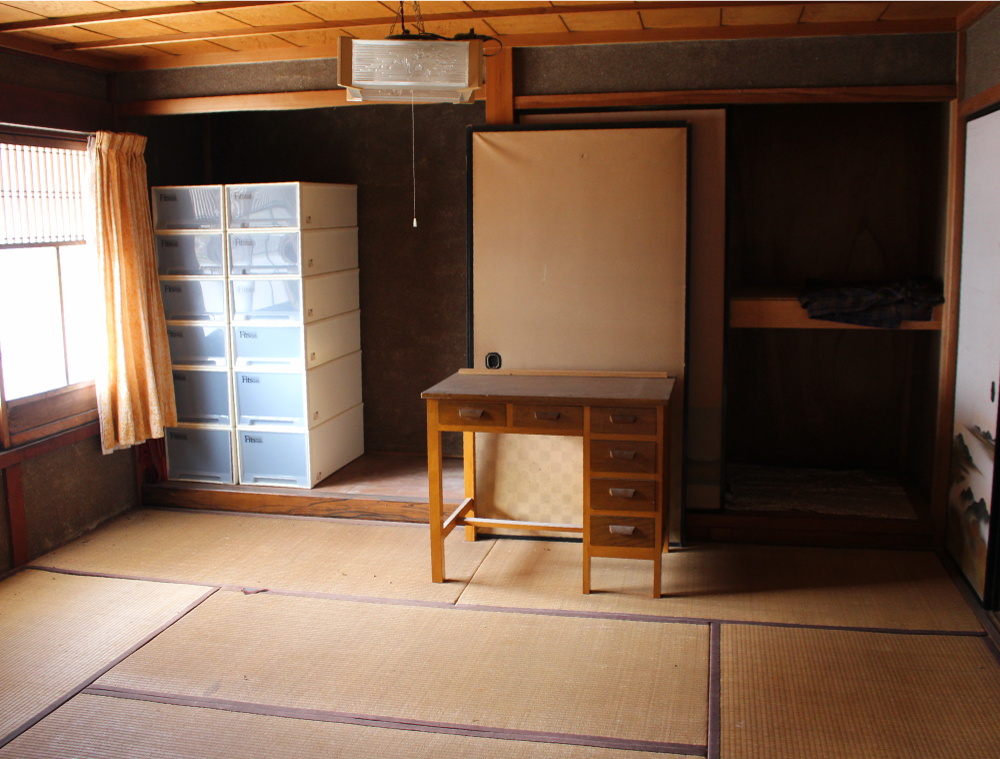House, 4-min walk to station, Shiga