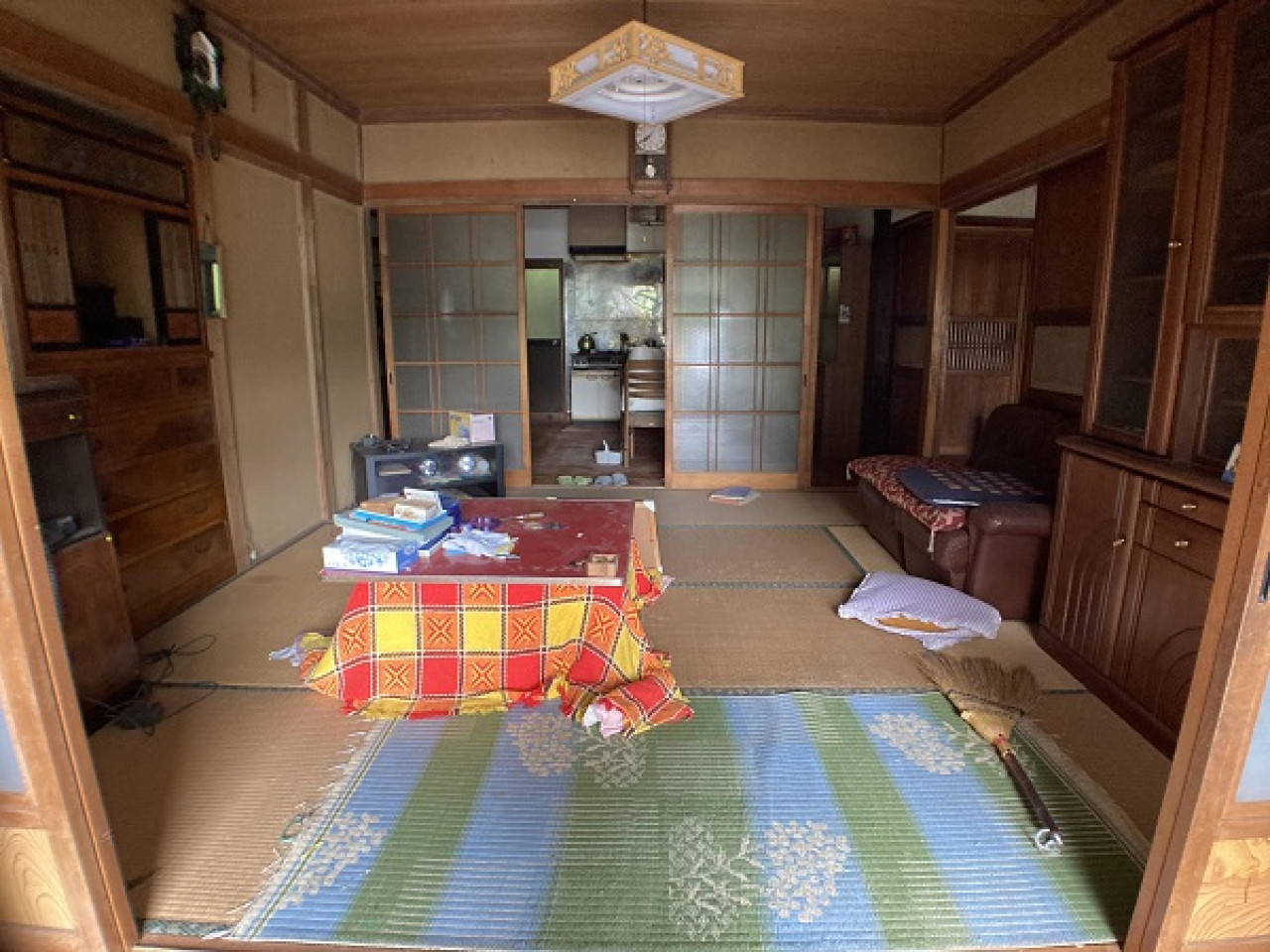 1910s wood house on a large plot in Tochigi