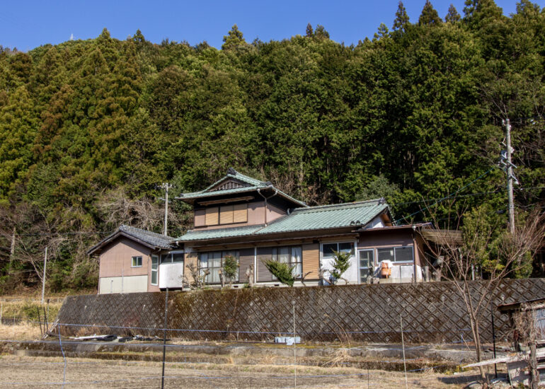 1970s wood house in Matsusaka Kahada
