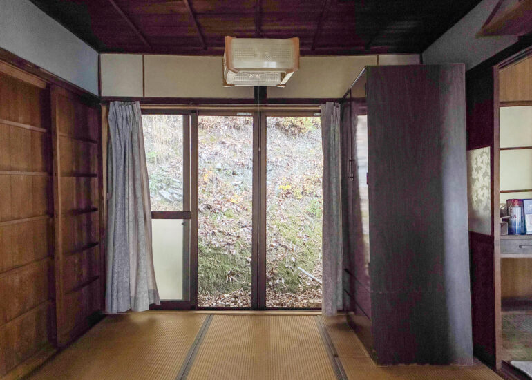 Wood house in Matsusaka Kahada