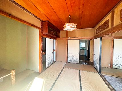 1970s wood house, 18-min walk to station, Tochigi