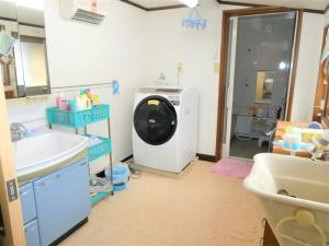 1860s wood house, 16-min walk to station, Shimane
