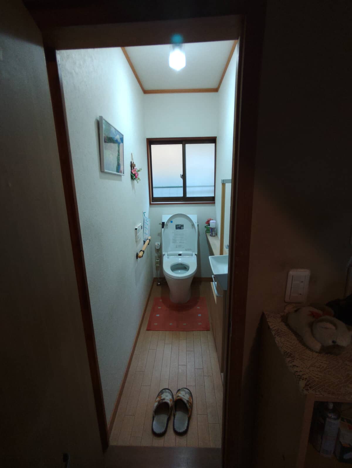 1980s wood house on a large plot in Hiroshima