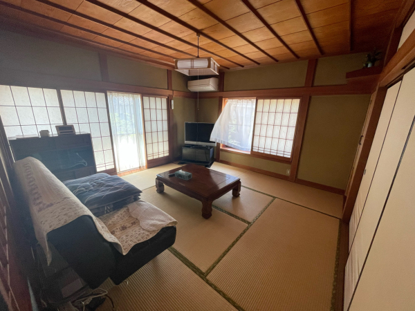 1980s wood house in Tottori