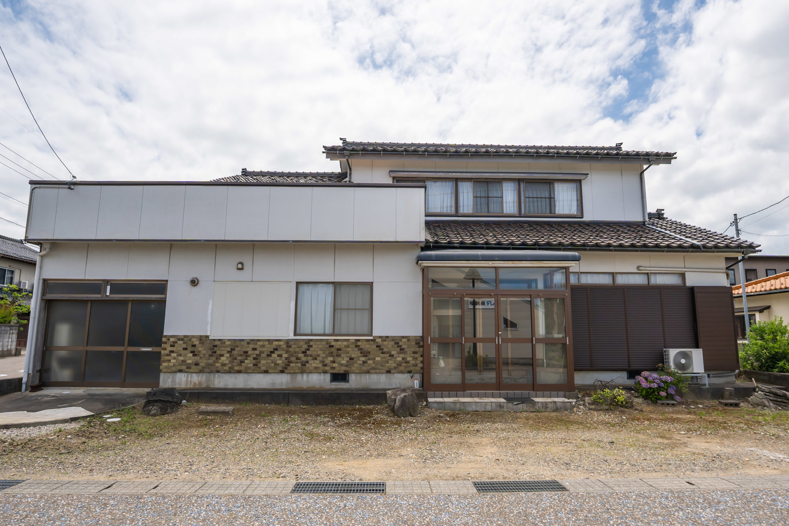 House in Himi
