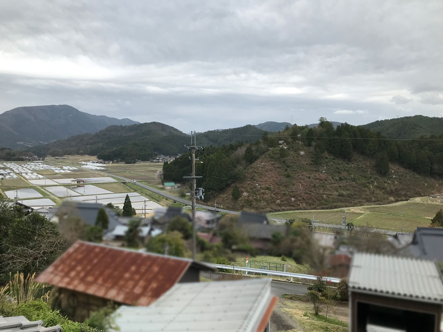 Wood house with outbuildings in Yagi, Nantan