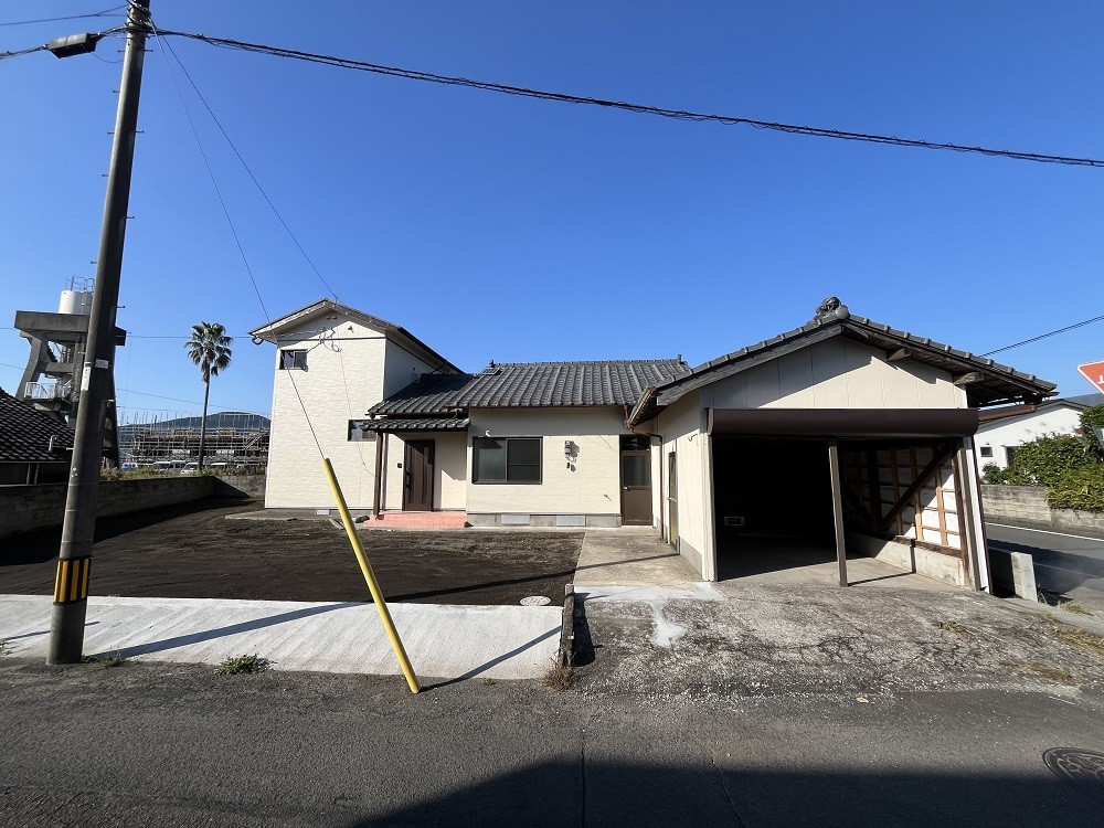 1960s wood house, 12-min walk to station, Ibusuki, Kagoshima