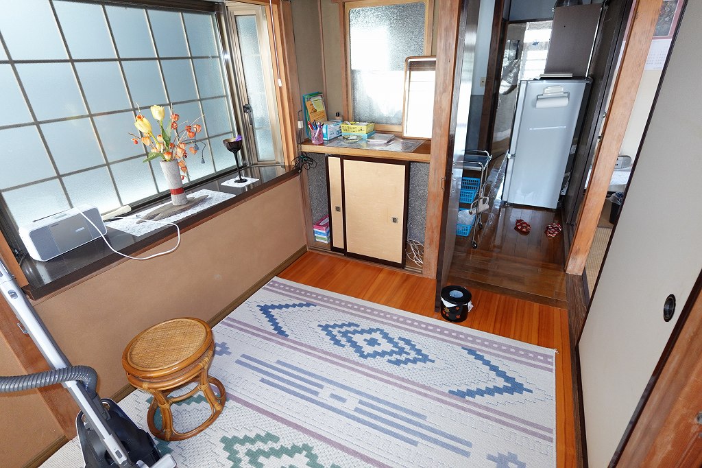 1960s wood house, 11-min walk to station, Nagano
