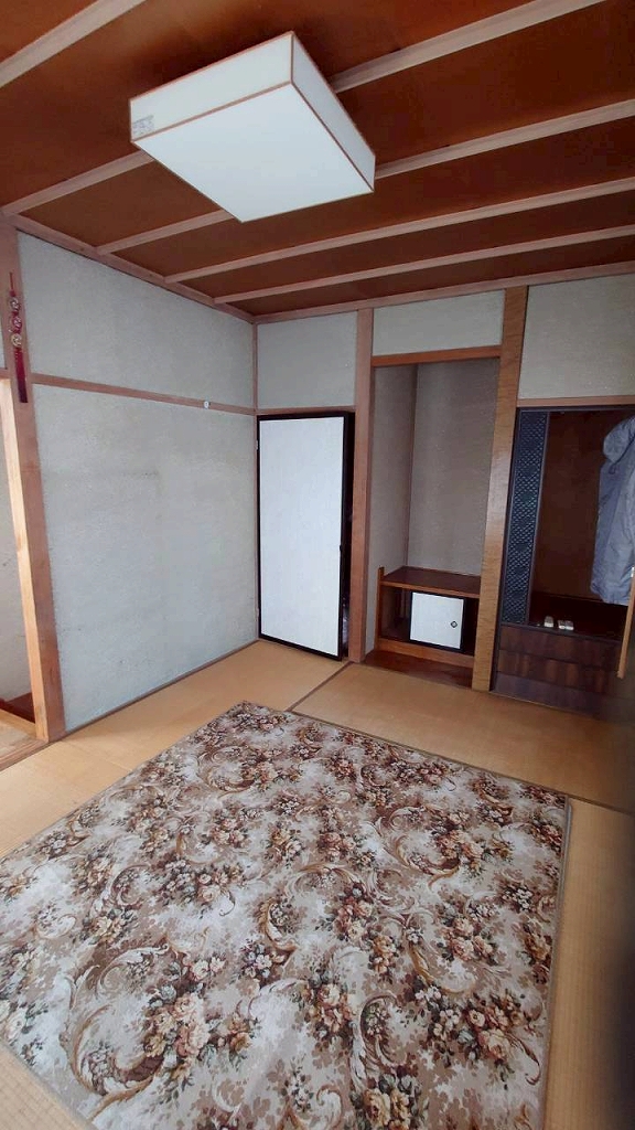 1970s wood house in Nagano