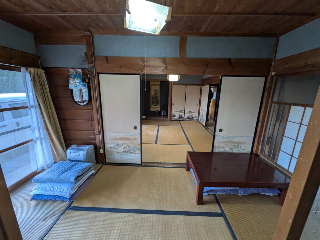 1960s wood house on a large plot in Nara
