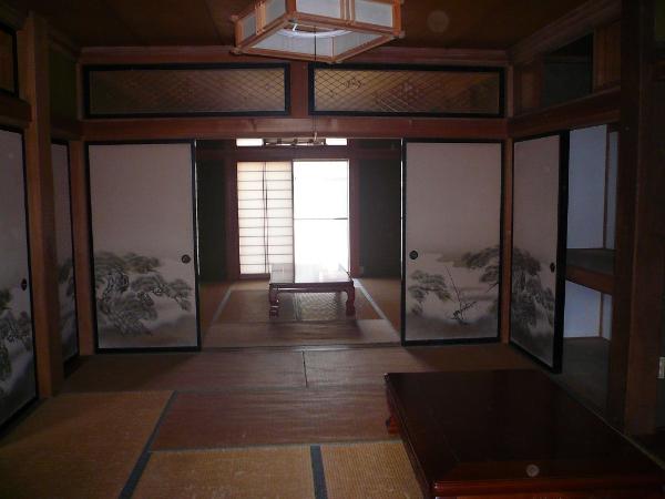 1980s house in Chikuma