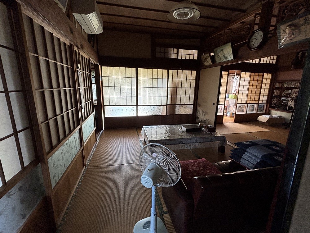 1960s wood house near the coast in Togata, Ibusuki