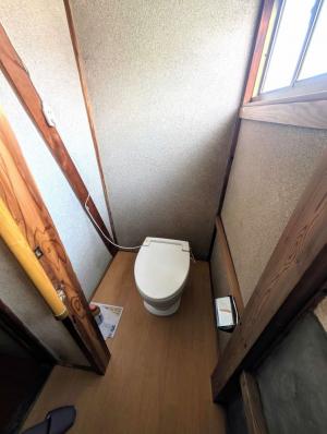 1960s wood house, 1-min walk to station, Shimane