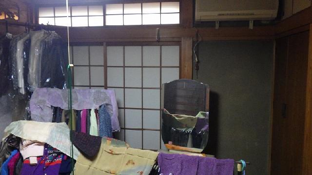 1970s wood house, 19-min walk to station, Nagasaki