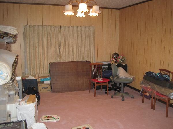 1980s wood house on a large plot in Hyogo