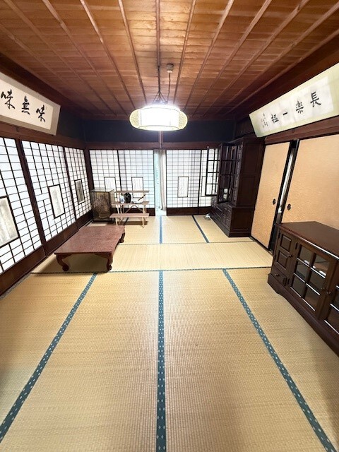 1920s house on a large plot in Yamanashi