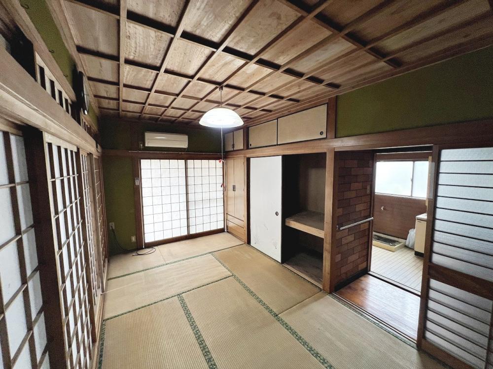 1980s concrete house in Kanoya