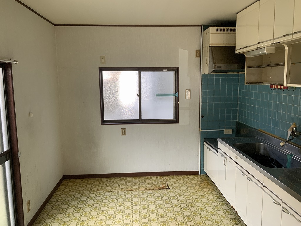1980s wood house, 11-min walk to station, Yamaguchi