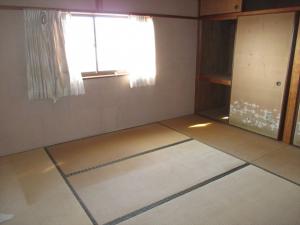 1980s concrete house near the coast in Wakaba, Makurazaki