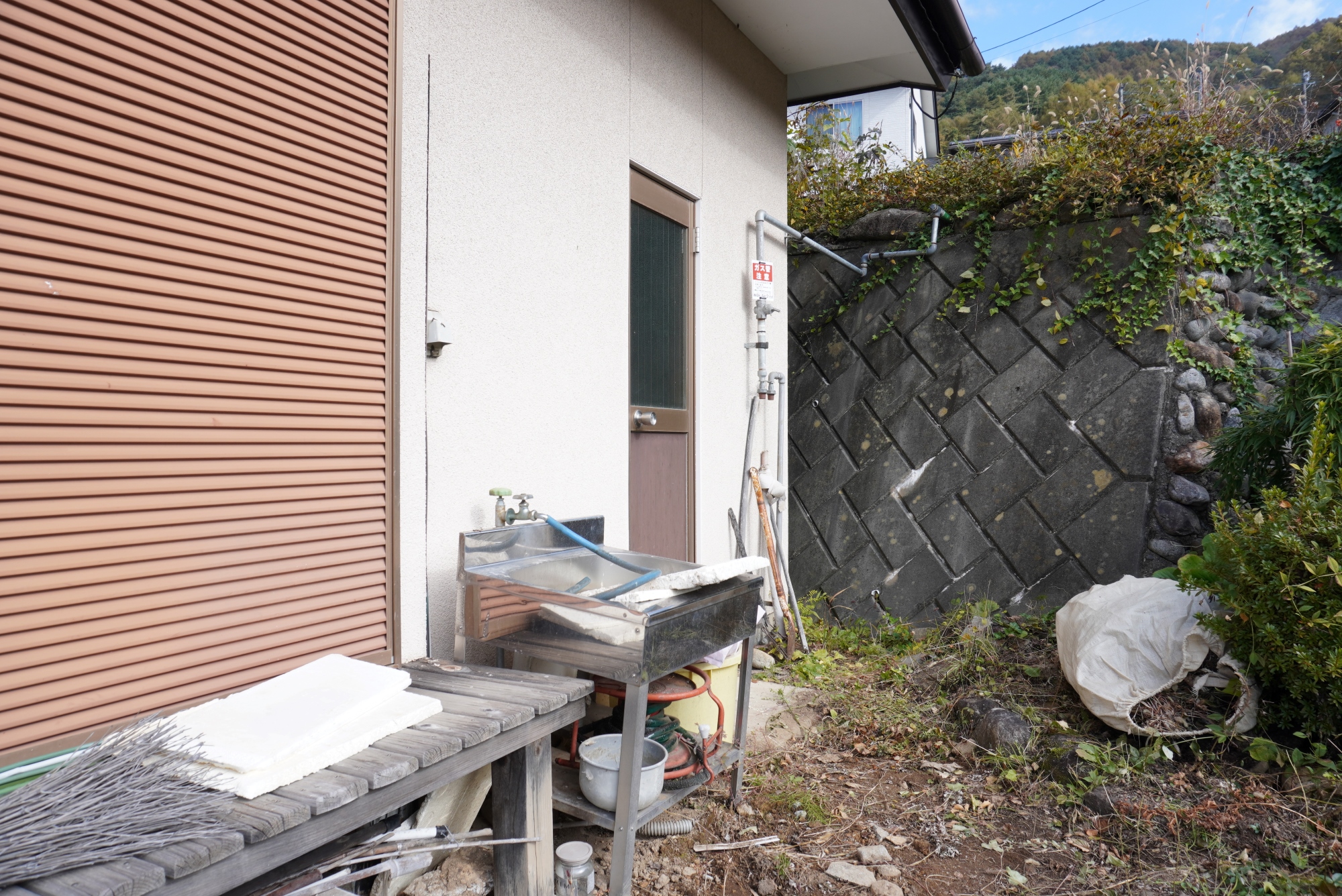 1970s wood house, 14-min walk to station, Nagano