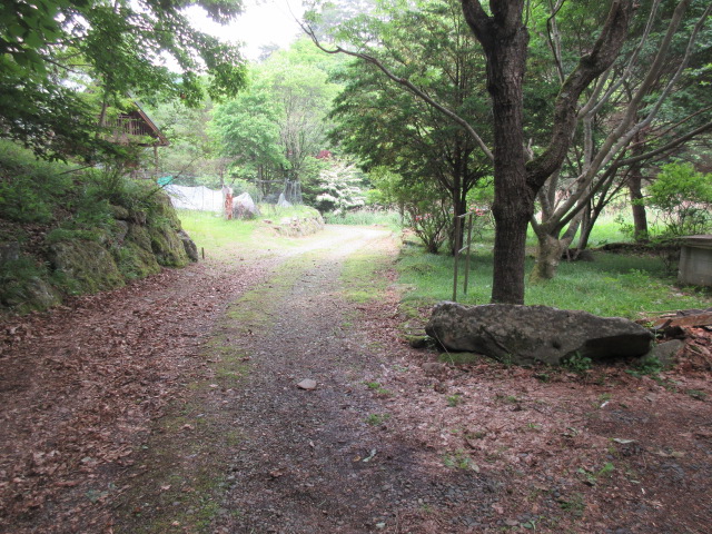 1990s wood house on a large plot in Nagano