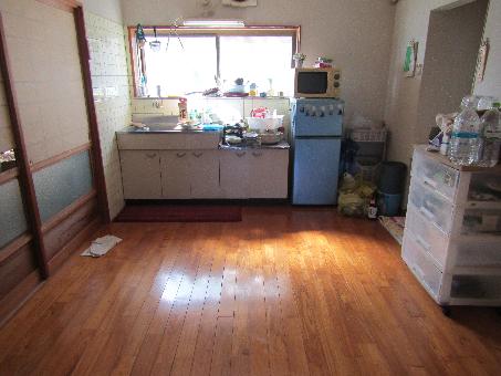 1970s wood house in Oita