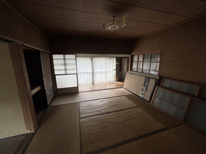 1900s wood house on a large plot in Iwate
