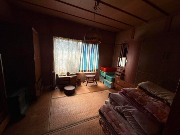1970s wood house in Ehime