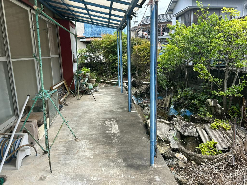 1970s wood house in Nagasaki
