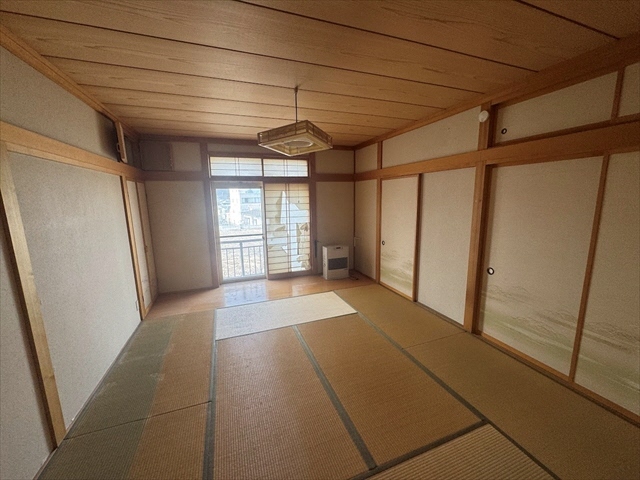 2000s wood house in Aomori