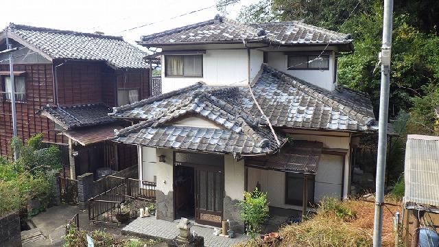 1980s wood house, 7-min walk to station, Nagasaki