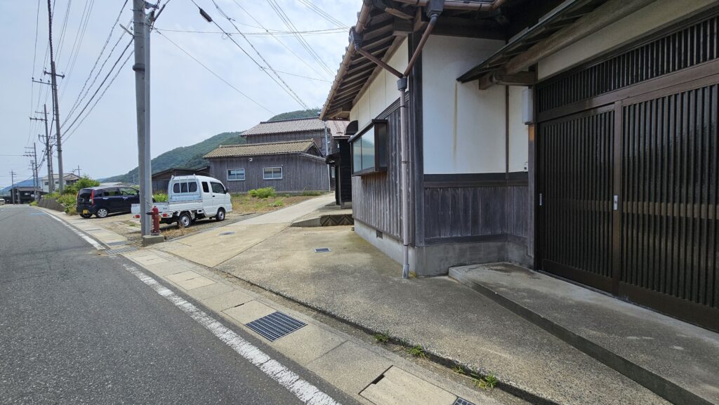 1990s wood house in Tango, Kyotango, farmland, approval needed