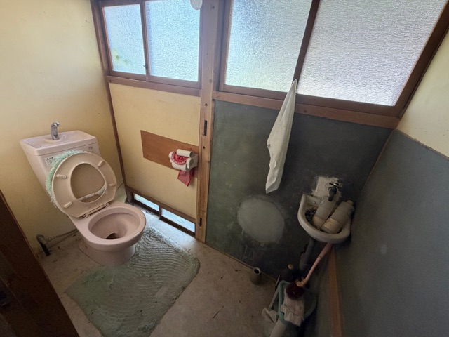Wood house in Ehime