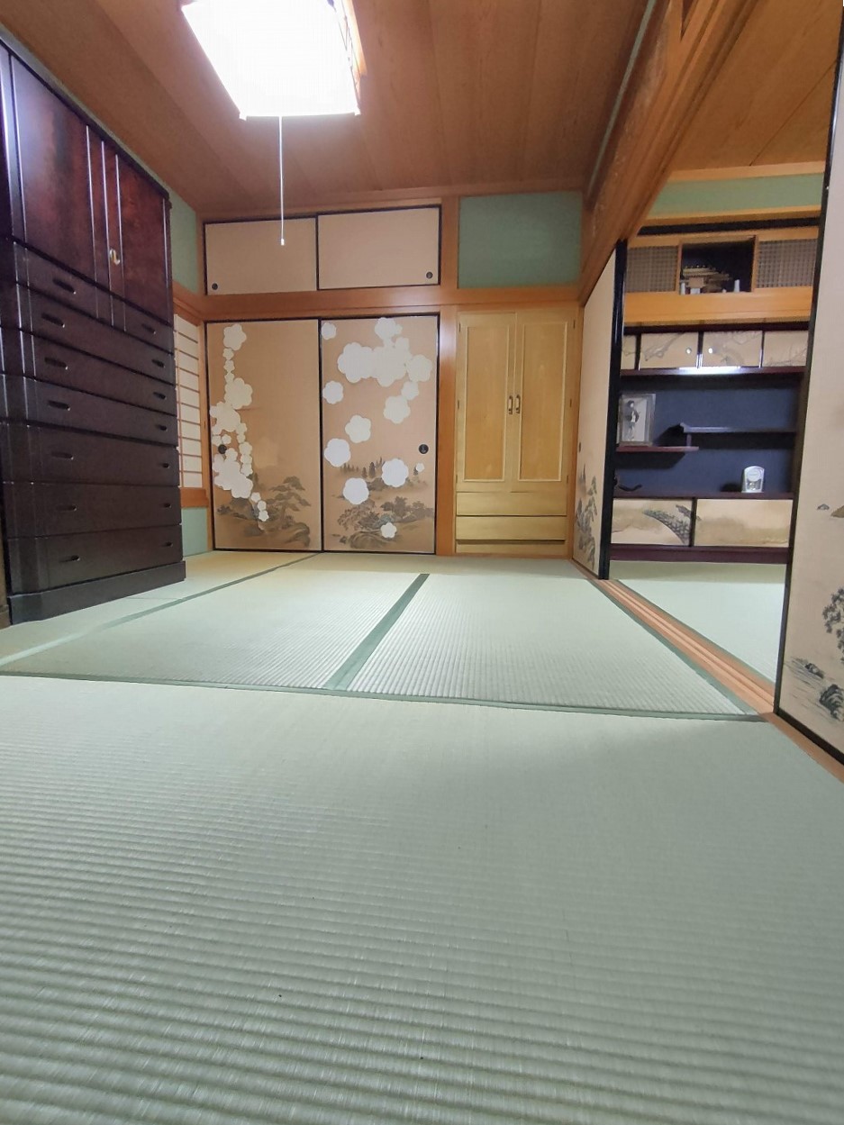 [Price Reduction] Ainan Town Nakanoura, House for Sale, 5DK, 4.8M yen, Spacious, well-maintained Japanese house with multiple rooms 6+ tatami; IH system kitchen; registered in municipal Akiya Bank