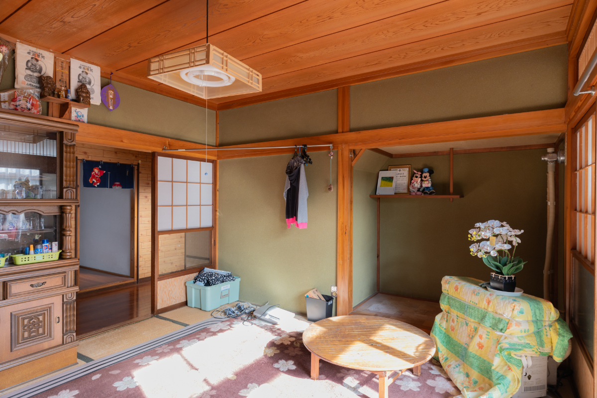 1970s wood house, 2-min walk to station, Yamagata