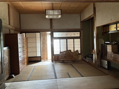 1860s wood house on a large plot in Nagano