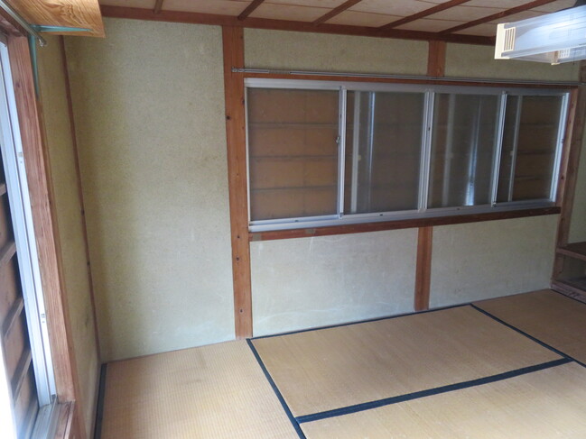 1960s wood house in Shimane