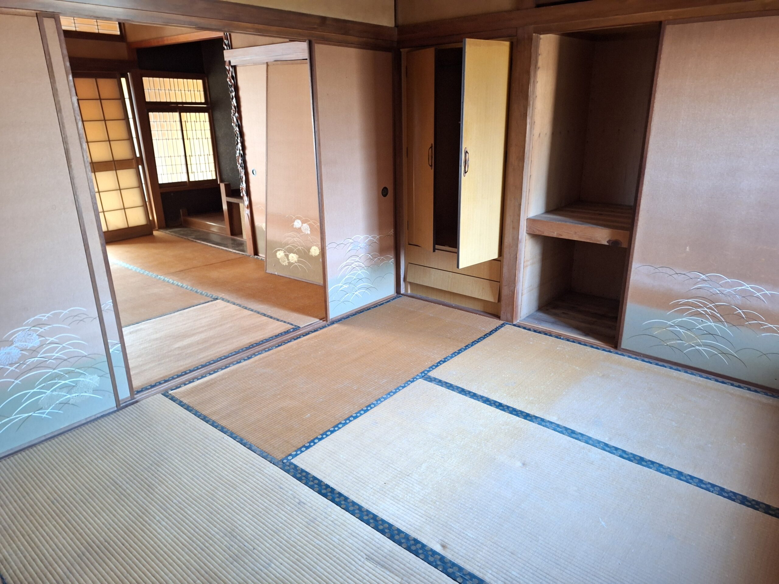 1960s wood house, 6-min walk to station, Yamaguchi