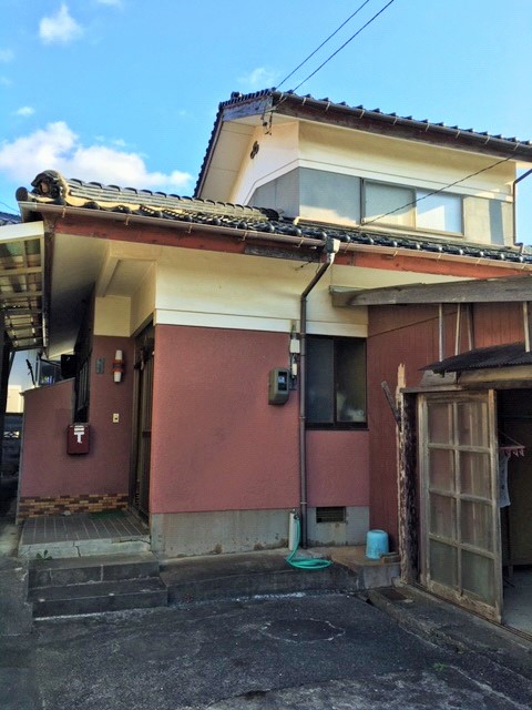 1970s wood house, 3-min walk to station, Shimane