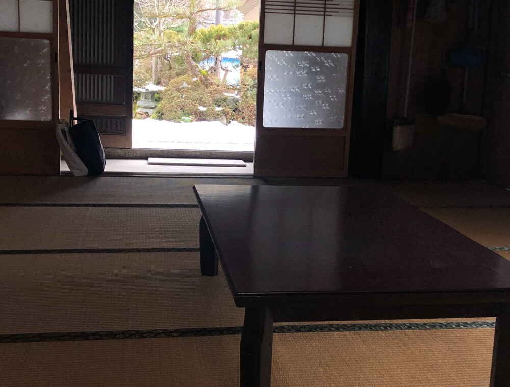 Wood house with storehouses in Shiga
