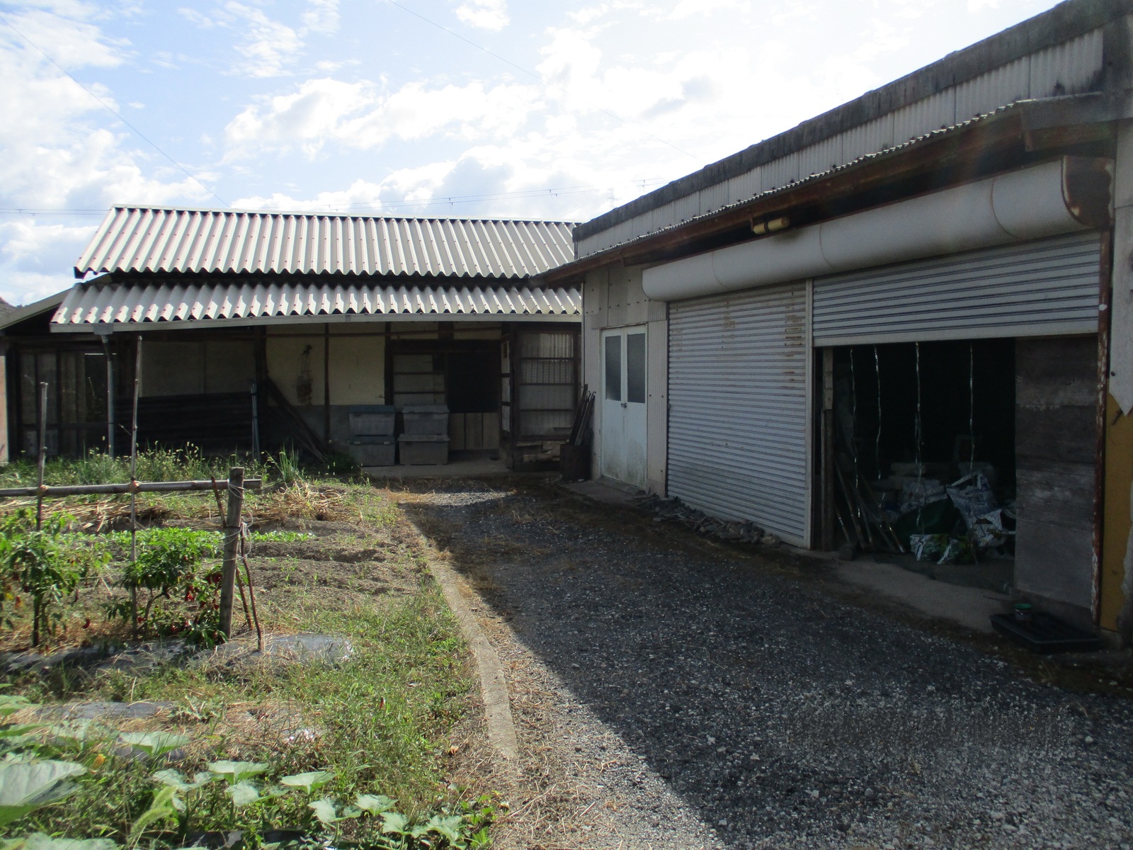 1970s wood house on a large plot in Hyogo