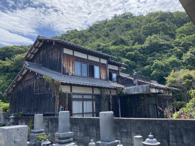 Wood house in Ehime