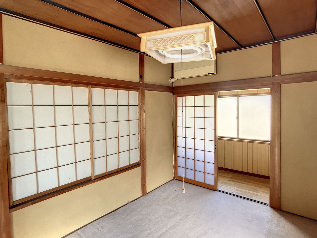 1960s wood house in Kanazawa