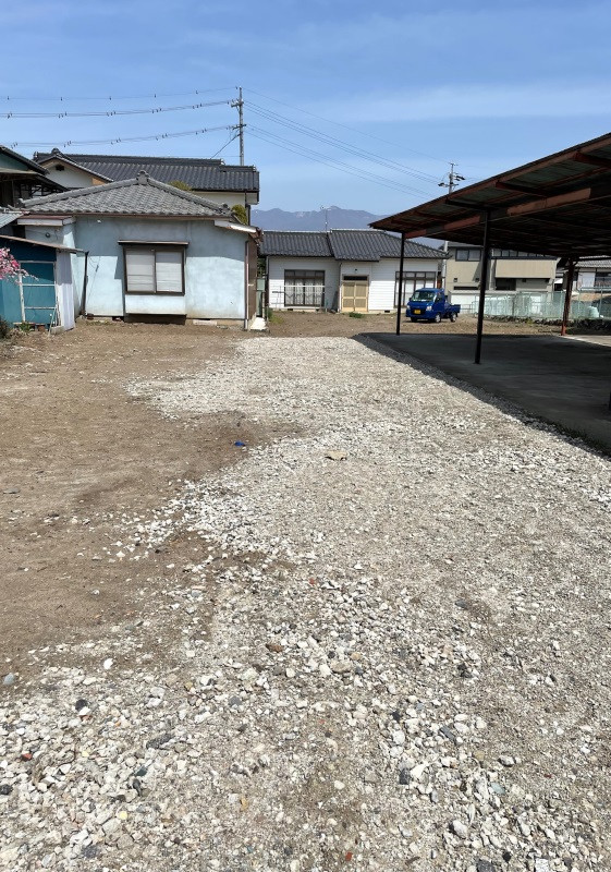 Wood house on a large plot in Nagano