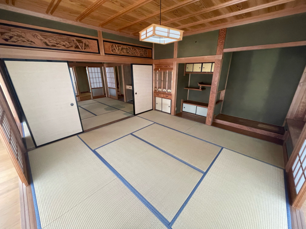 1980s wood house in Tottori