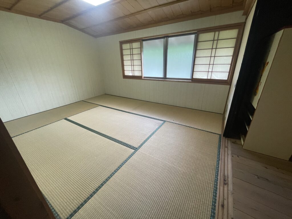 House with outbuildings in Nara