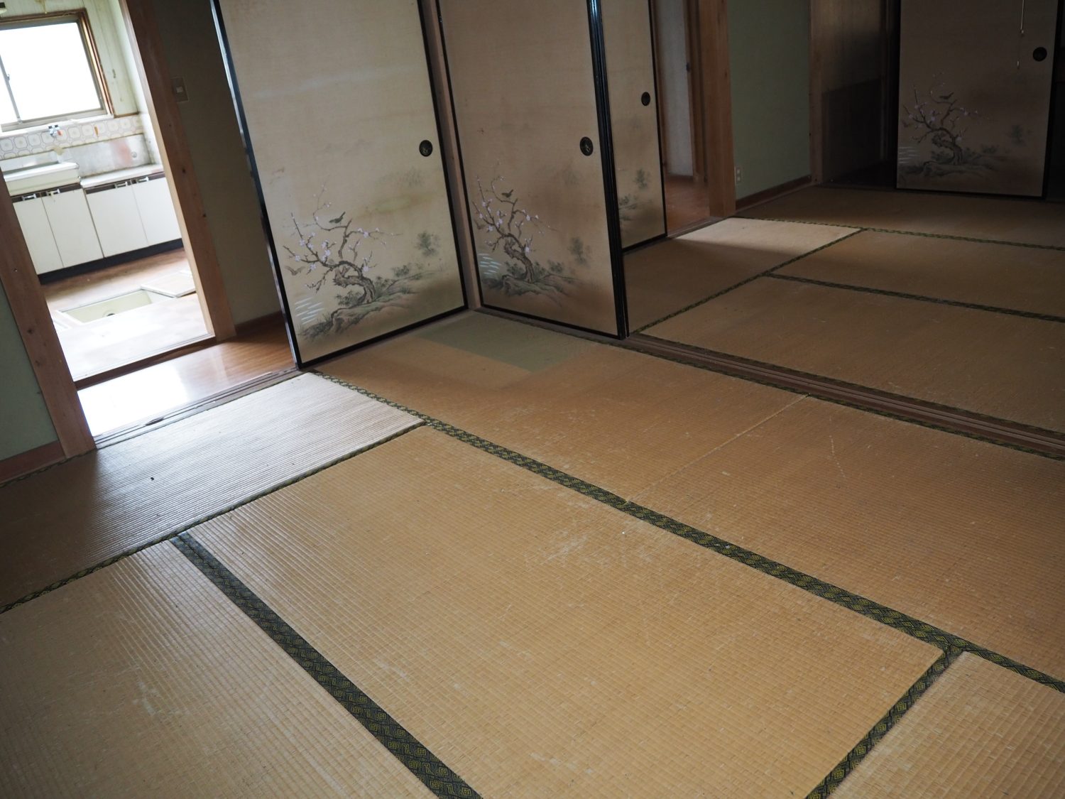 1980s wood house, 6-min walk to station, Hyogo