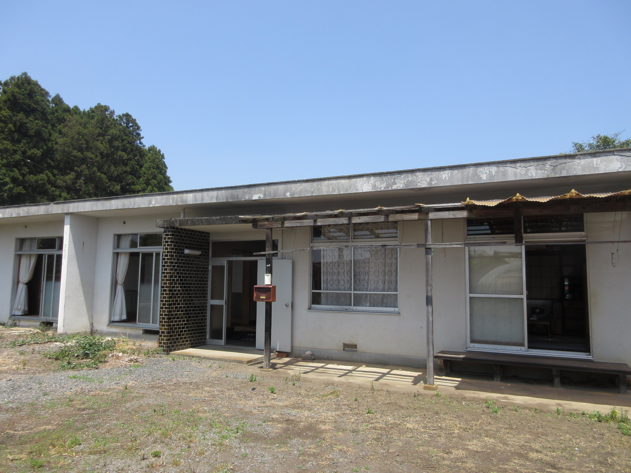 New Vacant House (Sale) No. 345 Hongou 13,800,000 yen Built 1969 Land 1548.23 m² Building 136.16 m²