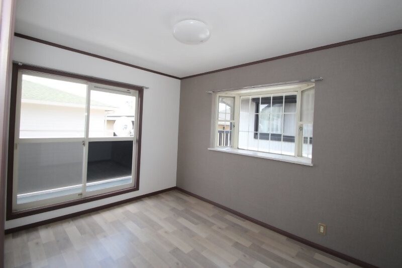 1990s wood house in Mie