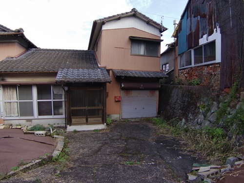 Wood house in Saga